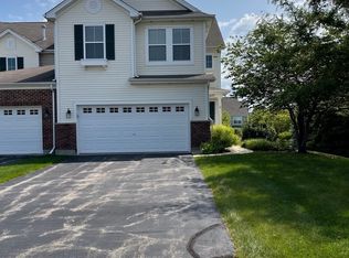 1527 Brompton Ln #1, Crystal Lake, IL 60014