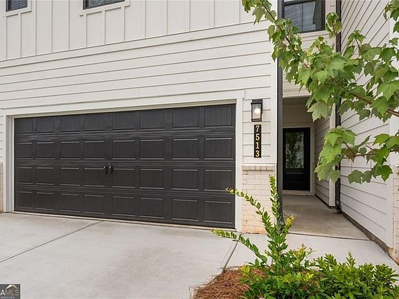 3rd image of 7513 Clover Ln #121
