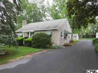 721 Fishburn Rd, Hershey, PA 17033