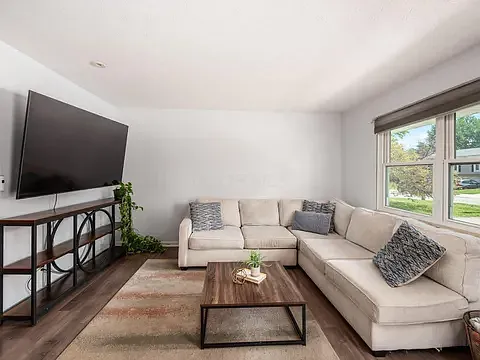568 Wagon Wheel Ln — Photo 23