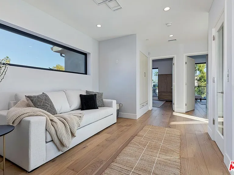 489 S Willaman Dr — Photo 29