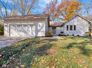 15795 Scenic Green Ct, Chesterfield, MO 63017