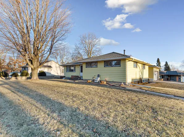 1005 Mineral Sp Rd NE, Owatonna, MN 55060