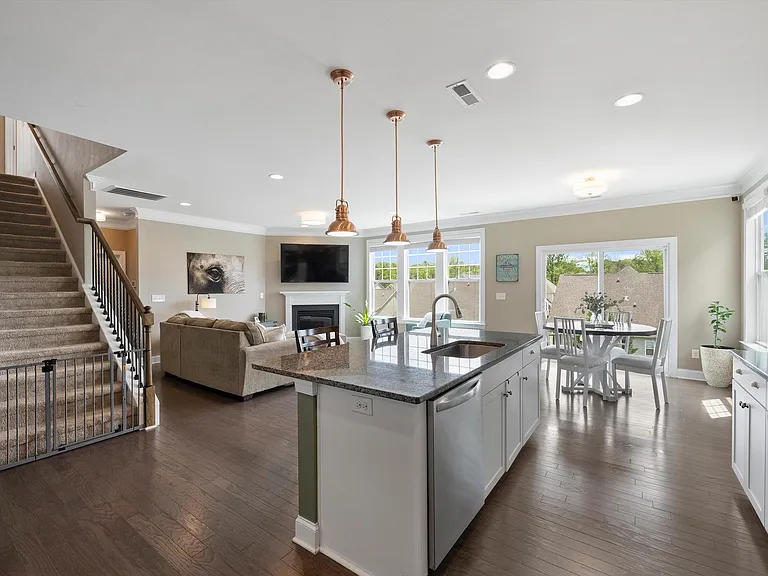 130 Carolina Ash Ln — Photo 12