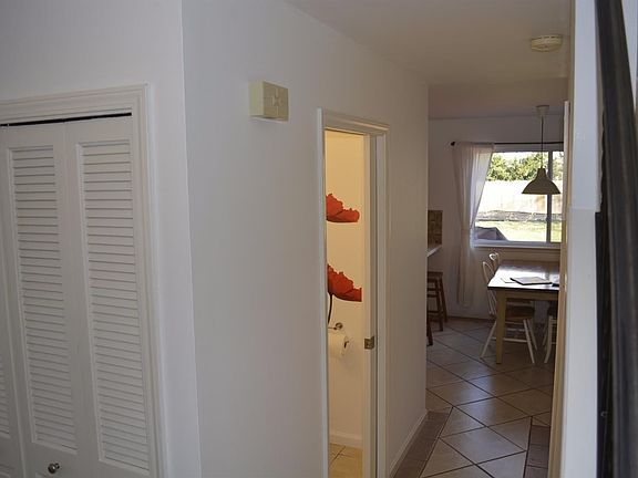 4th image of 2863 Esch Ave