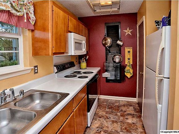 5th image of 223 Knox Creek Trl NW