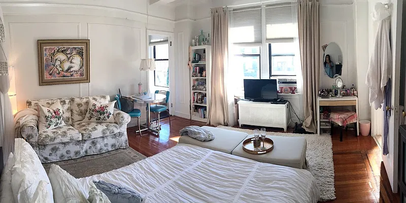 Rented by Pink Stone Realty LLC | media 26