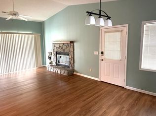 926 Country Club Dr, Franklin, NC 28734