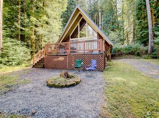 33474 S South Shore Dr, Mount Vernon, WA