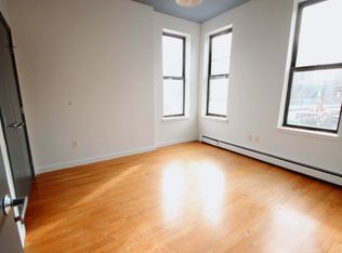 47-45 Vernon Blvd #2A, Long Island City, NY 11101