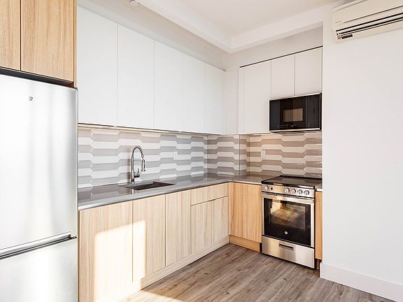 3rd image of 584 4th Ave #4K