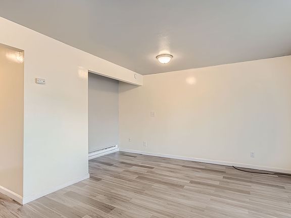 2nd image of 1516 12th Ave S #1
