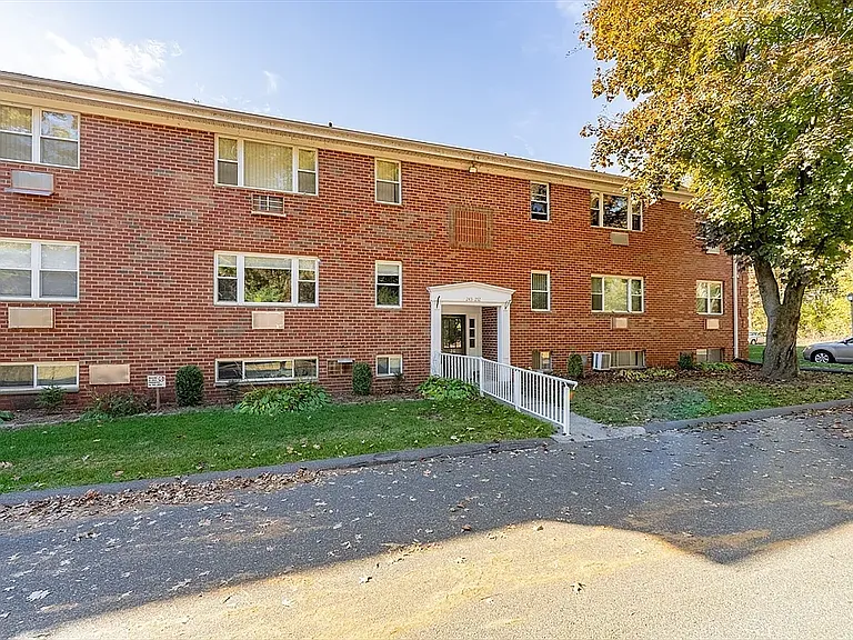 245 Regency Park Dr #245 — Photo 20