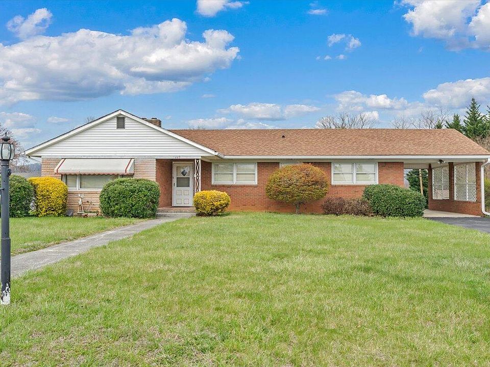 1st image of 449 Cameron Dr