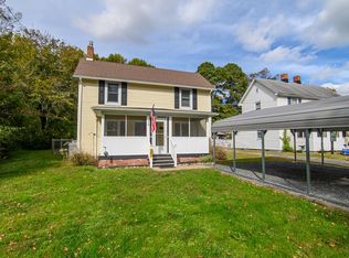 13071 Terry Ln, Willis Wharf, VA 23486