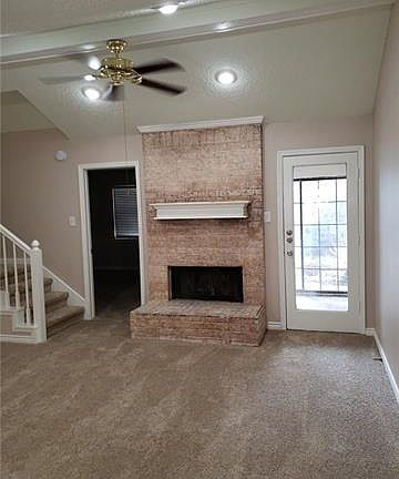 2nd image of 4022 Chapel Park Dr