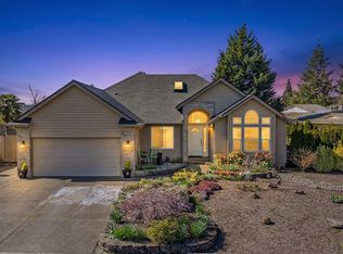 921 Hermanson St, Woodburn, OR 97071