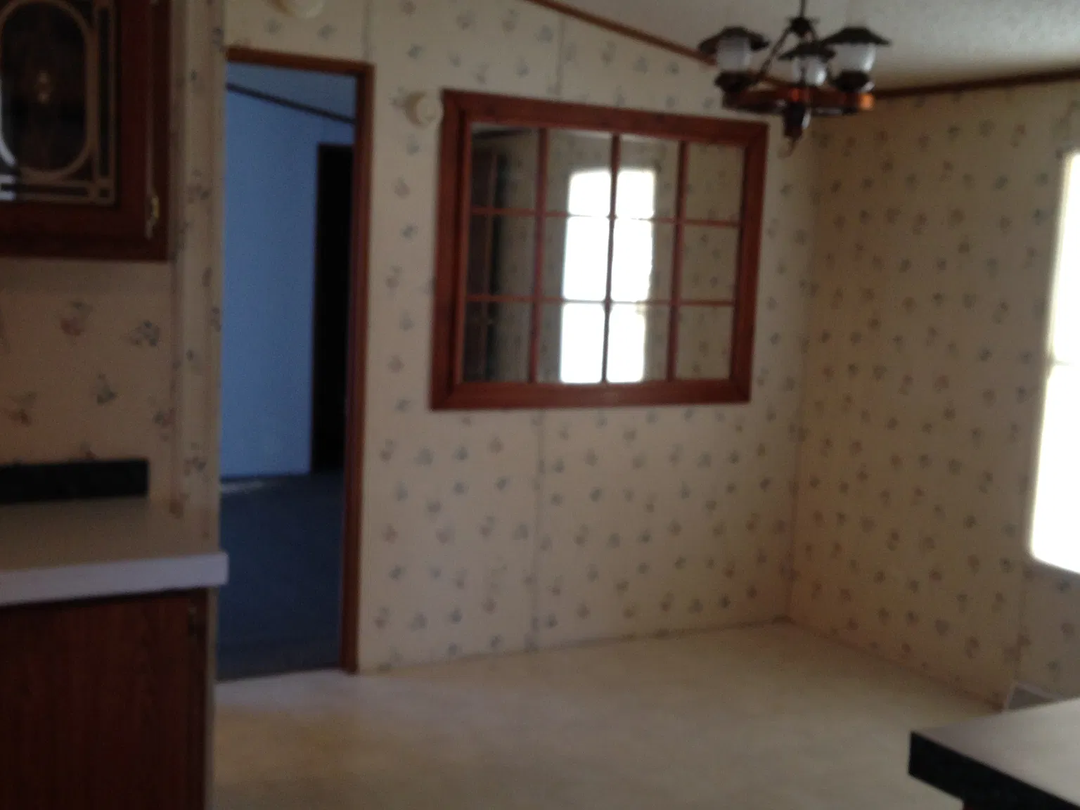 3 bed, 1200 sqft, $1,200 — Photo 2