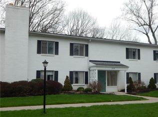 29 Lost Mountain Trl, Rochester, NY 14625