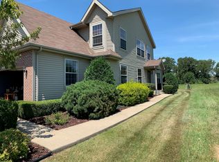 286 E Sunset Blvd, Beecher, IL 60401