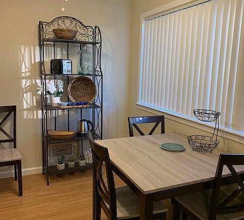 4th image of 225 Pamela Dr #219