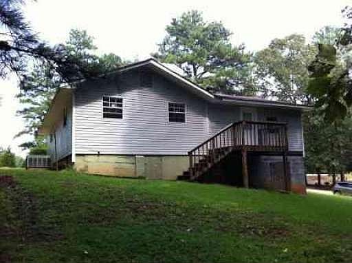 2nd image of 3725 King Dr