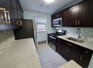 926 2nd Ave, Franklin Square, NY 11010