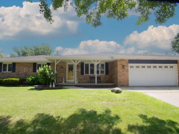 869 Briar COURT, Watertown, WI 53094