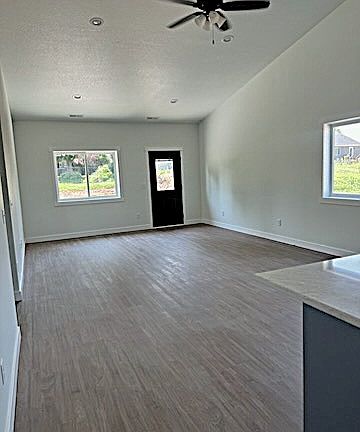 4th image of 1226 Wisteria Ln