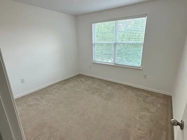 8642 Powder Ridge Trl — Photo 29