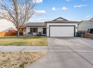 1508 Misty Dr, Hermiston, OR 97838