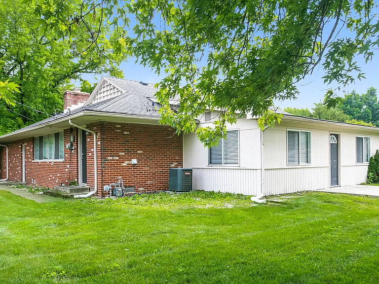 5910 Rahke Rd — Photo 16