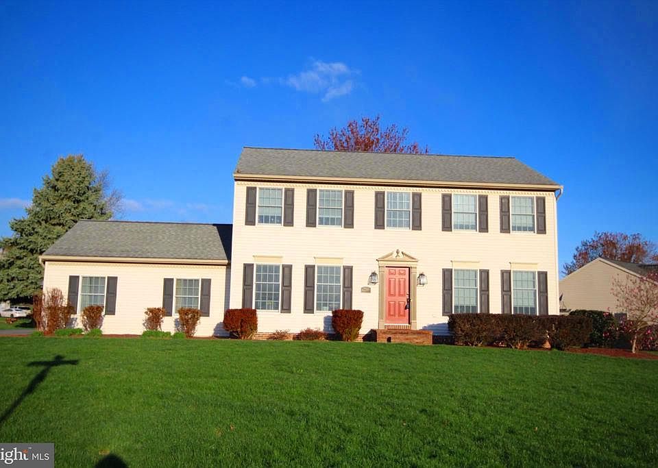 1st image of 259 Apple Blossom Ln