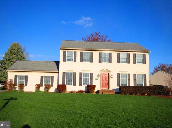 259 Apple Blossom Ln, Palmyra, PA 17078