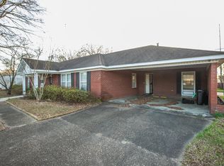 617 Sycamore St, Columbus, MS 39702