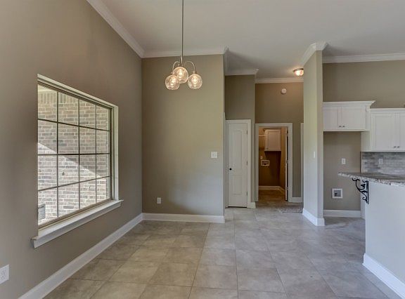 4th image of 3589 Tanya Way