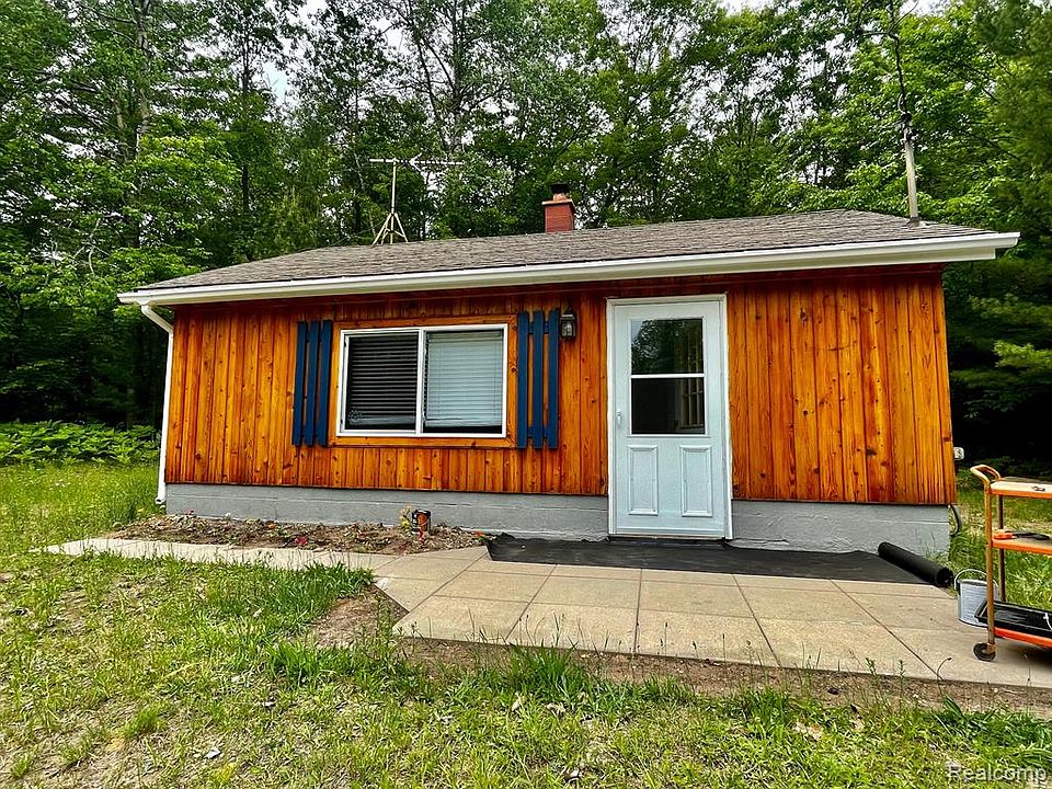 3267 N Kilgore Rd, Luther, MI 49656 Zillow
