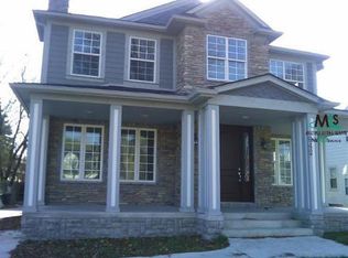 942 Hazel St, Birmingham, MI 48009