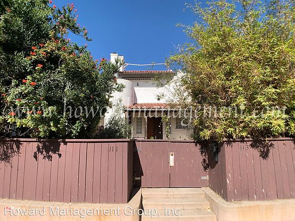 3rd image of 113 Paloma Ave