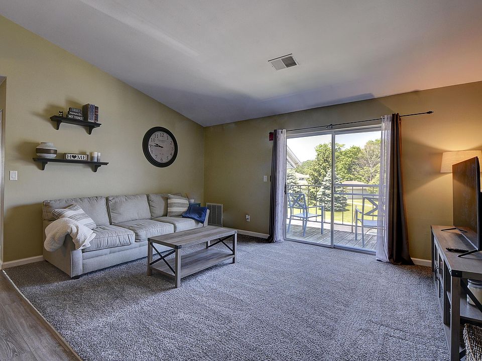1st image of W168N11030 Ashbury Cir Unit 3