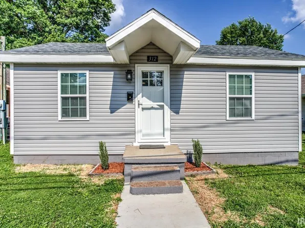 312 S 5th St, Boonville, IN 47601