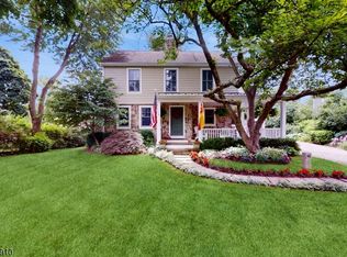 61 Winding Ln, Basking Ridge, NJ 07920