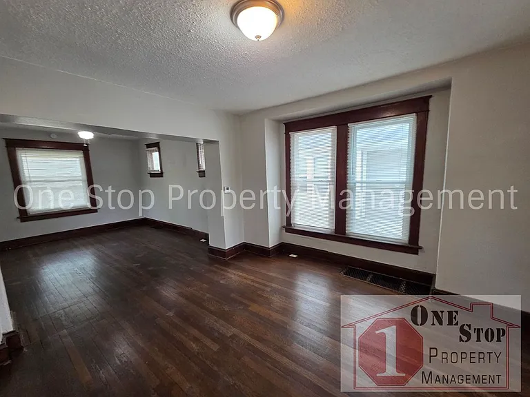 5901 Lexington Ave — Photo 9
