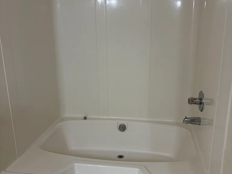 Chantilly Cir — Photo 5