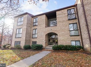 2045 Royal Fern Ct APT 1C, Reston, VA 20191