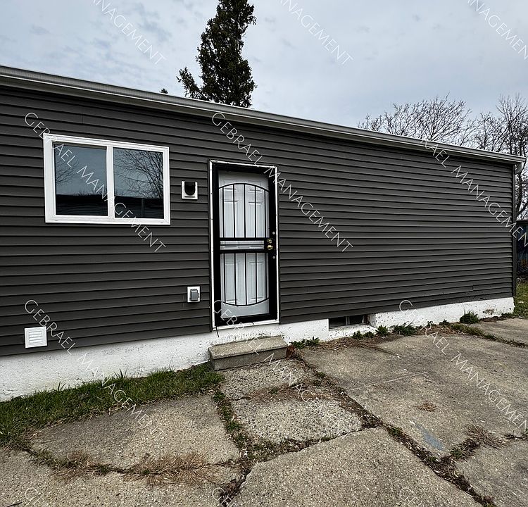 1st image of 3211 Chambers St