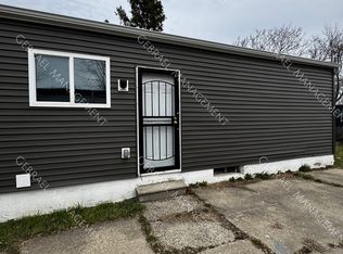 3211 Chambers St, Flint, MI 48507