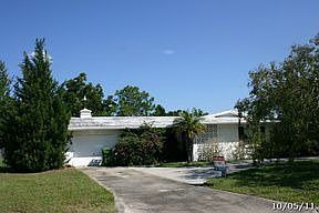 1st image of 3208 23rd Ave W