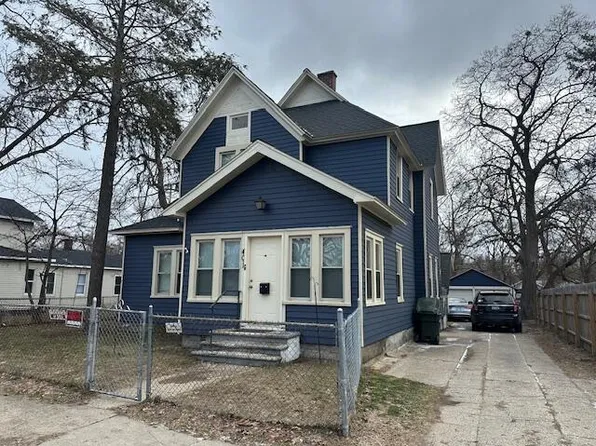 401 Monroe Ave, Muskegon, MI 49441