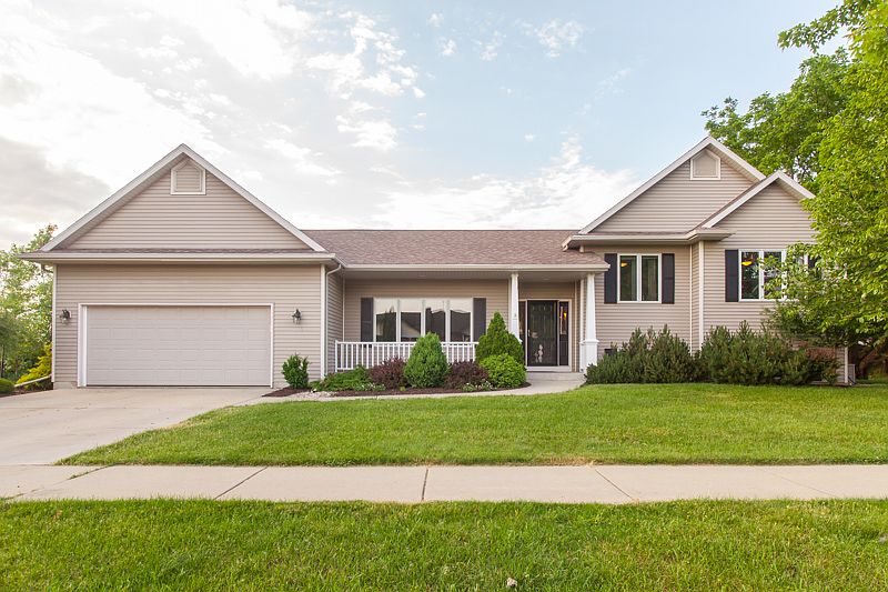 1st image of 410 Dunhill Dr